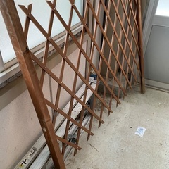 折りたたみの柵（さく）の画像