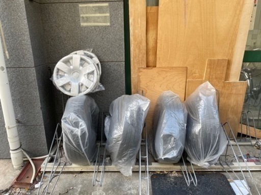 美品ハイエース　純正タイヤセット　ホイール　15インチ