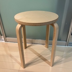 【美品】IKEA  スツール FROSTA
