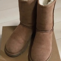 UGG ムートンブーツ　サイズ5 23センチ向け