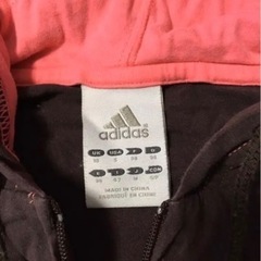アディダス☆グレーピンクパーカー☆S お買い得の画像
