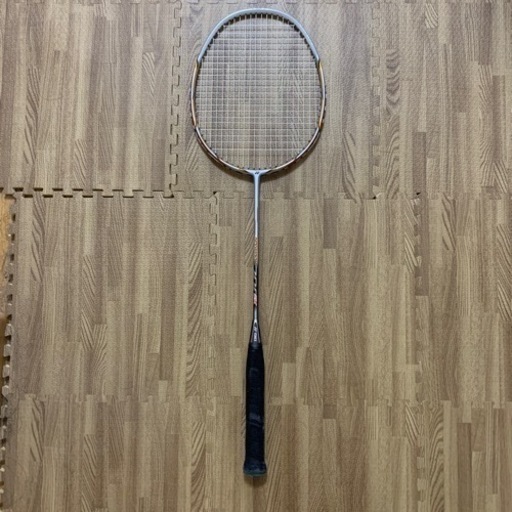 バドミントンラケット　グリップテープ付き即使用可能