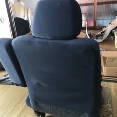 ☆ダイハツ ムーヴ  L175S後期型　F運転席シート中古品☆の画像