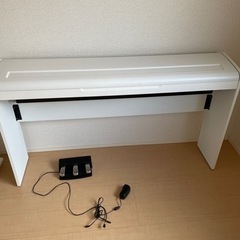 電子ピアノ