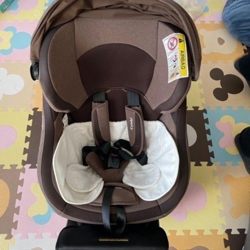 COMBI クルムーヴ　スマート2018年　11月購入　ISOFIX チャイルドシート