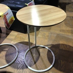 A-102 ニトリ　サイドテーブル　1点1280円❗️の画像
