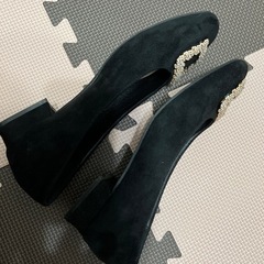 [26cm/美品]スエードローヒールパンプスの画像