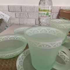 来客用に…お家カフェ  オシャレなｶｯﾌﾟｿｰｻｰ＆器セットの画像
