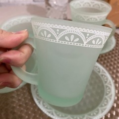 来客用に…お家カフェ  オシャレなｶｯﾌﾟｿｰｻｰ＆器セットの画像