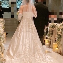 ウェディングドレスの画像