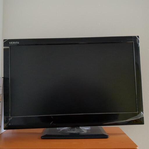 【値下げしました】2011年製　テレビ　リモコン付き
