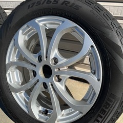 PIRELLI ピレリ　スタッドレスタイヤ　ミニクーパー使用の画像