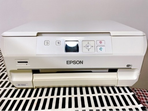 EPSON  プリンター　カラリオ　EP-706A