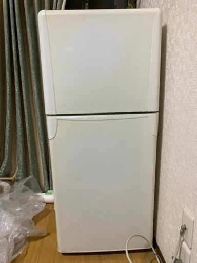 冷蔵庫あげます。