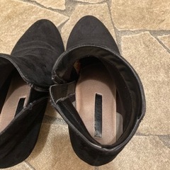 ショートブーツの画像