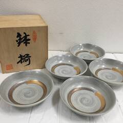#5866G【極美品・箱付】美濃焼 鉢揃 5皿 金彩粉引平鉢揃 ...