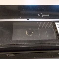 初春の発掘　1　小型の持ち歩き用　カセットデッキ　TCM-17