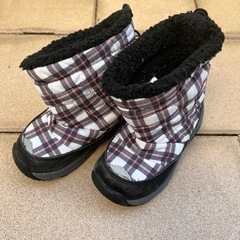 スノーブーツ　16センチ　瞬足