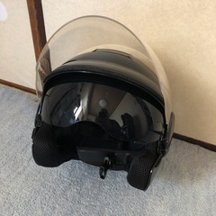 サングラス付きヘルメット