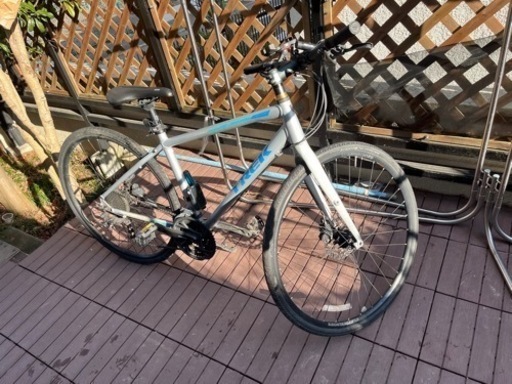 自転車　TREK FX3 disk Mサイズ　クロスバイク
