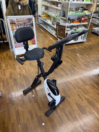 フィットネスバイク　BTM XR 割れ有