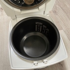 炊飯器、2000円で譲ります。の画像