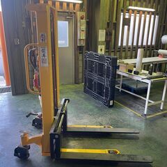 【引取限定(千葉県柏市)】ハンドフォークリフト運搬最大積載1500kg  油圧手動 貨物 昇降 の画像