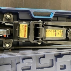 ローダウン車対応油圧ジャッキの画像