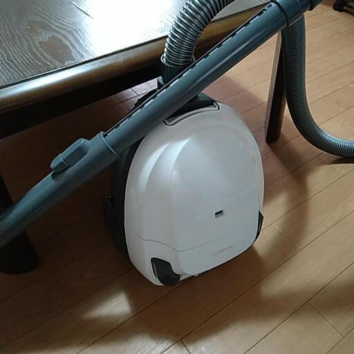 アイリスオーヤマ　掃除機