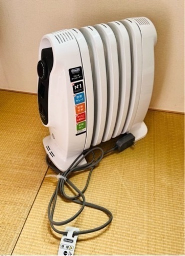 デロンギ　オイルヒーター　DeLonghi NJM0505