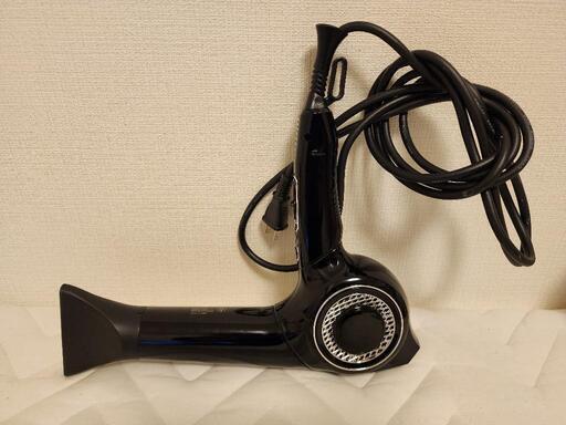 ドライヤー　BLACK