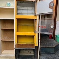 理容器具の消毒器 棚として使えます、レトロ 取り引き終了の画像