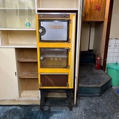 理容器具の消毒器 棚として使えます、レトロ 取り引き終了