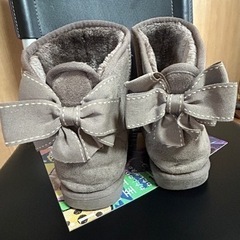 ショートブーツの画像