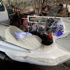 YAMAHA マジェスティー　
の画像