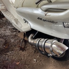 YAMAHA マジェスティー　
の画像