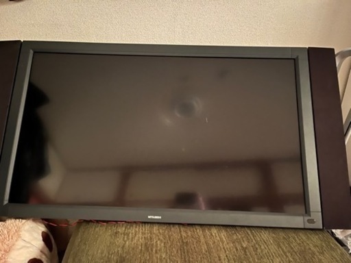 MITSUBISHI モニター　42 inch