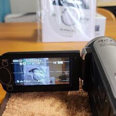 【①お買い得‼️】デジタルハイビジョンビデオカメラ&SDカード8GB&三脚&取説セット😄🎵の画像