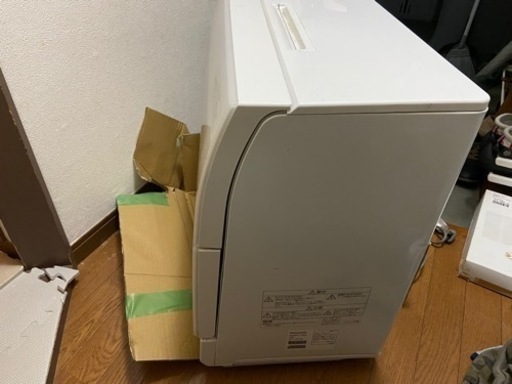 パナソニック食器洗い乾燥機NP-TR9 2017年製