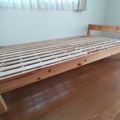 無印良品の木製シングルベッド