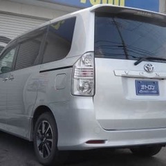 トヨタ☆ヴォクシー　装備オーディオ充実！！！の画像