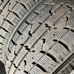 2020年製 深溝4本 日本製スタッドレス 165/70R14 トーヨー アクア スペイド パッソ ポルテ ヴィッツ マーチ デミオ スイフト ソリオ コンパクトカー 冬タイヤの画像