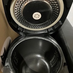 炊飯器 5合炊きの画像
