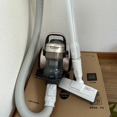 サイクロン掃除機　Panasonic 2018年製MS-KSS100J