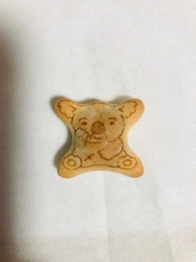 眉毛and盲腸のコアラのマーチです。