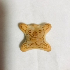 眉毛and盲腸のコアラのマーチです。
