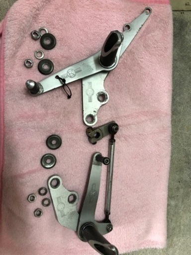 カワサキ　kz1000取り外し　モリワキバックステップ