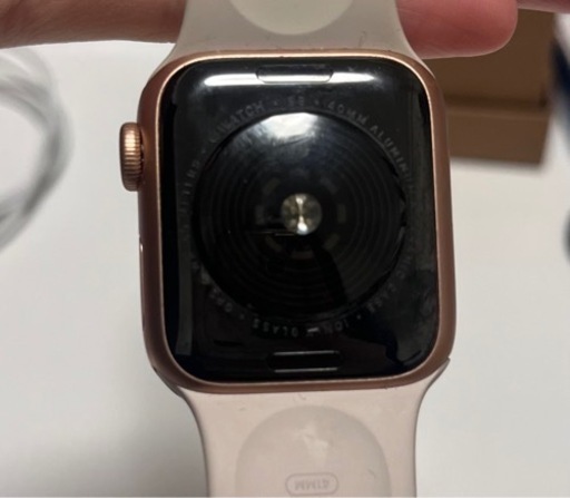 Apple Watch SE 40mm アルミニウム 2020年モデル