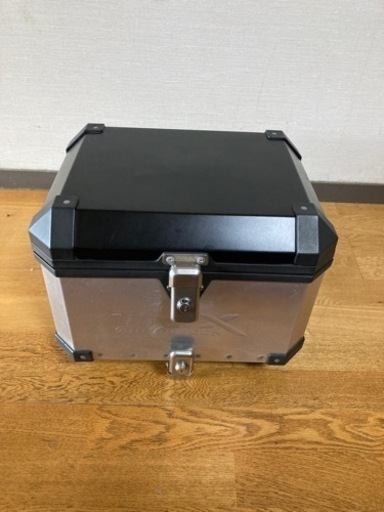 SW-MOTECH  トップケース　38ℓ CRF1000