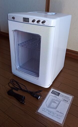 【受渡し調整中】ポータブル保冷温庫★ほぼ新品★